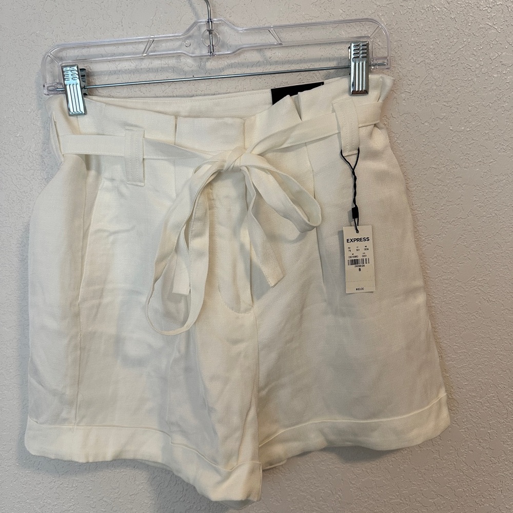 Express Women's White High Waist Paper Bag Belted Dress Shorts NWT
